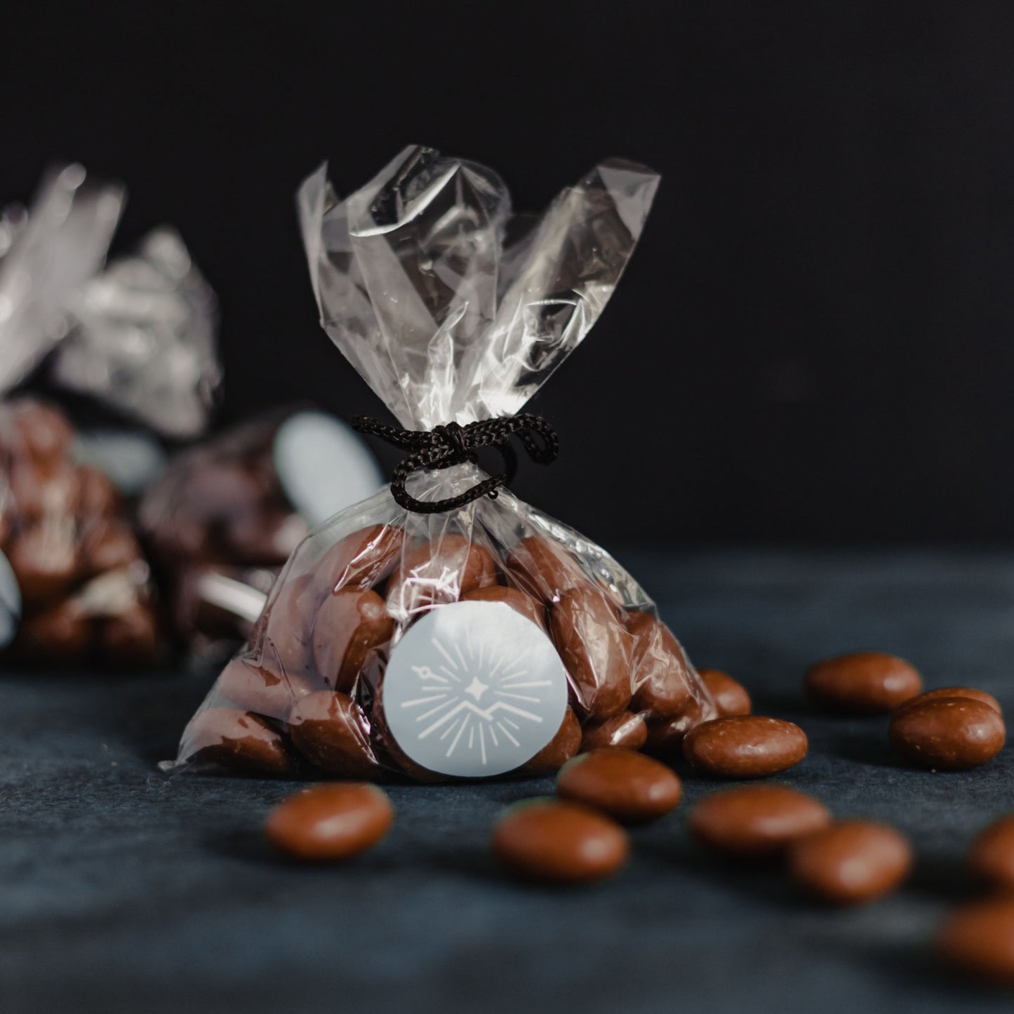 Almendras bañadas en Chocolate Semiamargo